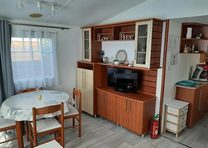 Bungalow Tout Confort Camping Proche Mer * Hyeres