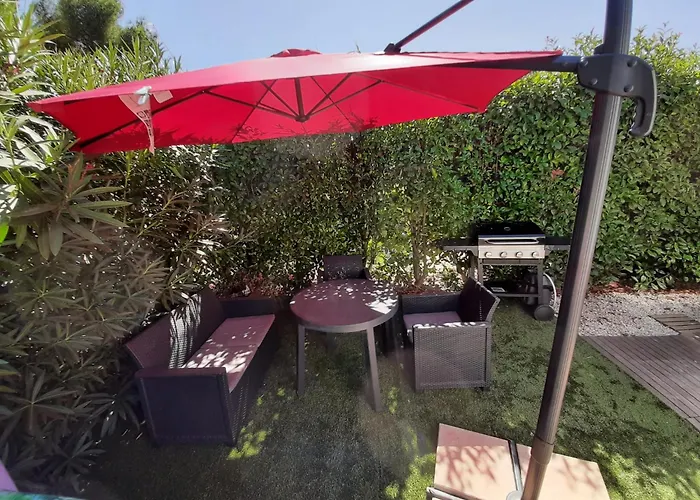 Campsite Bungalow Tout Confort Camping Proche Mer *